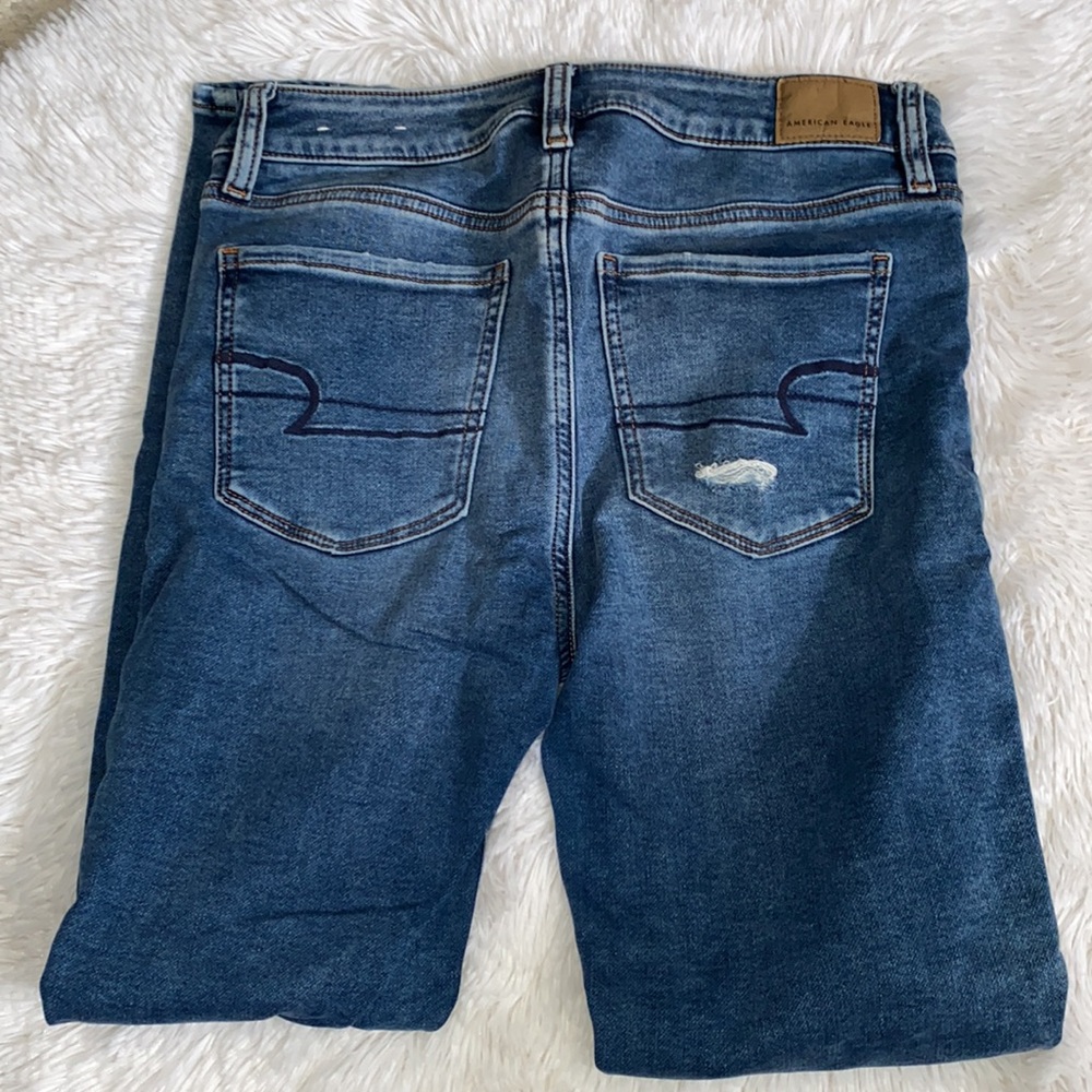 ✨AE High Rise Destroyed Jegging - Picture 7 of 10